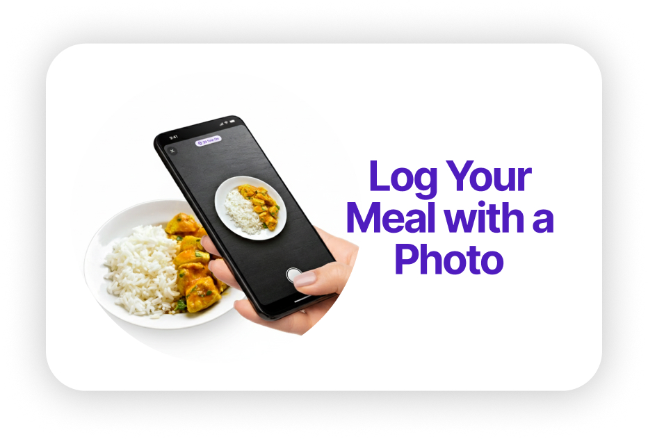 Person photographing a meal with SNAQ app